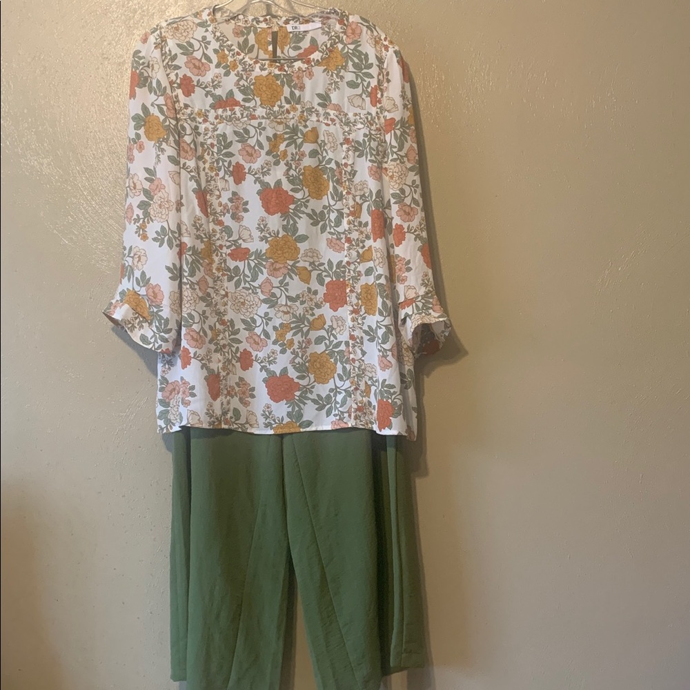 DR2 White Floral Blouse with Mustard & Coral Blooms